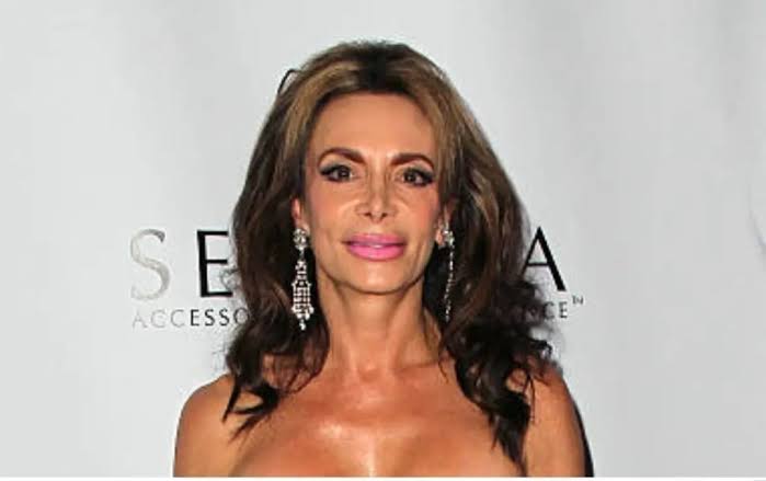Lesley Vogel Biography: Age, Awards, Personal Life, Education, Net Worth, Career