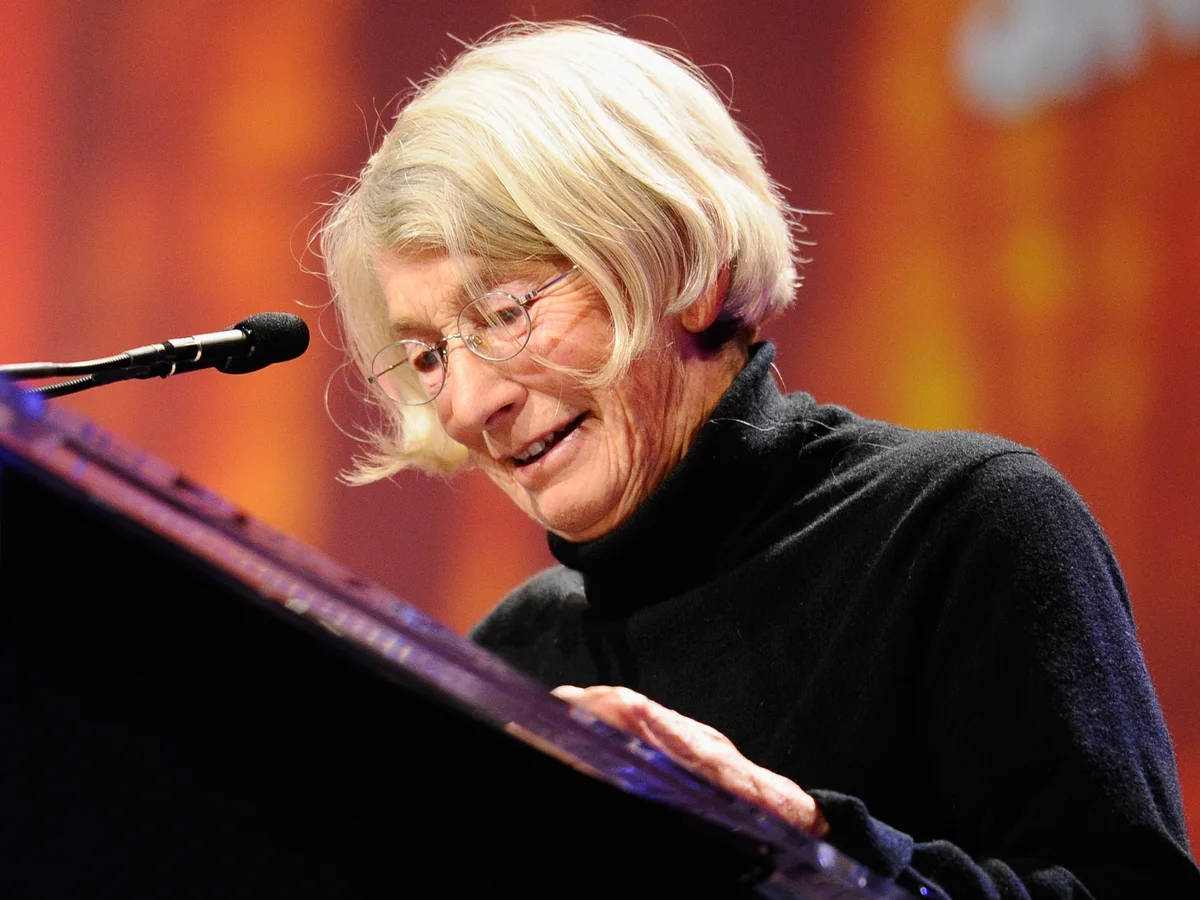 Mary Oliver: The Life and Legacy of America’s Beloved Nature Poet