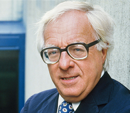 Ray Bradbury Biography: The Life, Works, and Enduring Legacy of the Author of Fahrenheit 451
