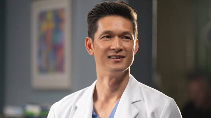Harry Shum Jr. Biography: Movies, Age, Glee, Awards & Bio